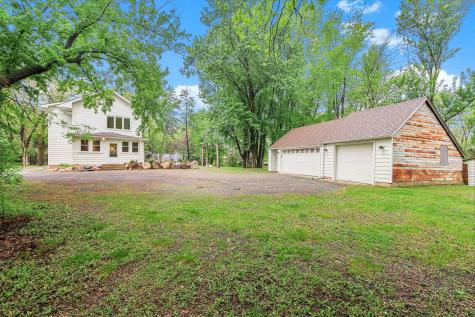 6104 24th Street N Oakdale MN 55128