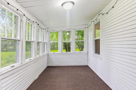 6104 24th Street N Oakdale MN 55128
