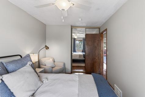 1075 Lowell Drive Apple Valley MN 55124