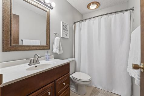 1075 Lowell Drive Apple Valley MN 55124