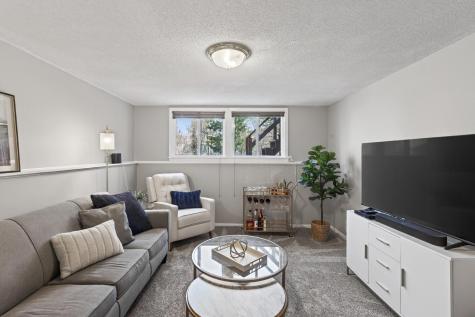 1075 Lowell Drive Apple Valley MN 55124