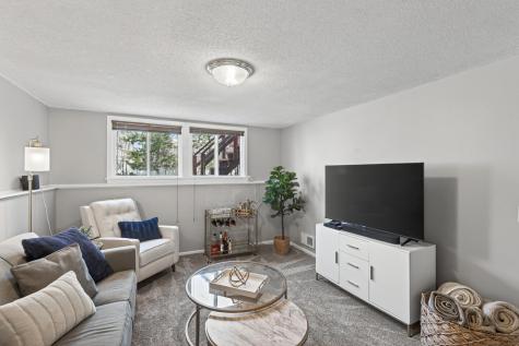 1075 Lowell Drive Apple Valley MN 55124
