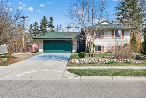 1075 Lowell Drive Apple Valley MN 55124