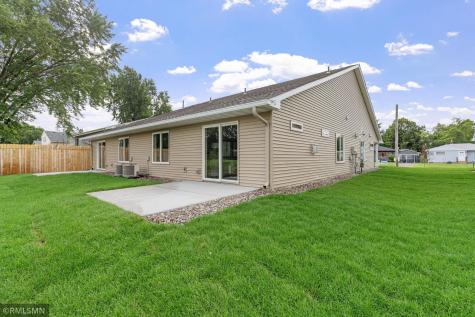2327 17th Avenue E North Saint Paul MN 55109