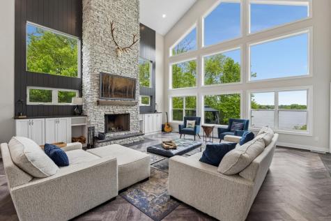 4704 S Lake Sarah Drive Independence MN 55359