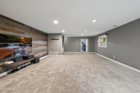4704 S Lake Sarah Drive Independence MN 55359
