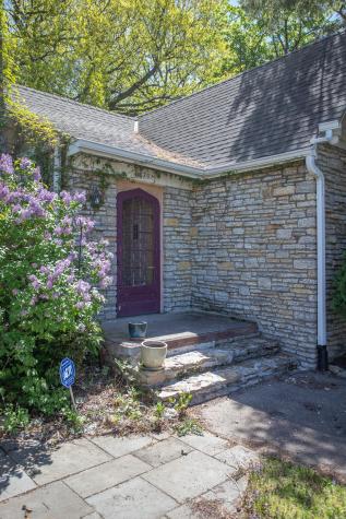 820 Wheelock Parkway W Saint Paul MN 55117
