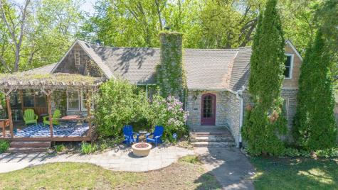 820 Wheelock Parkway W Saint Paul MN 55117