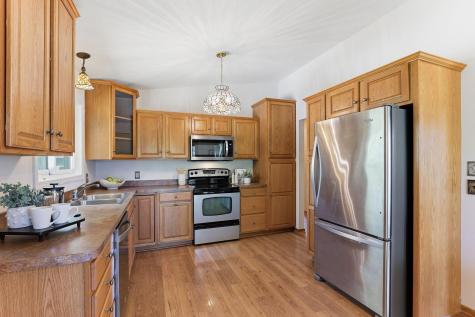 11724 67th Place N Maple Grove MN 55369