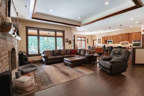 650 33rd Street NW Austin MN 55912