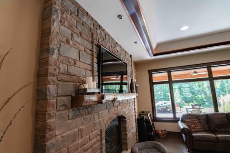 650 33rd Street NW Austin MN 55912