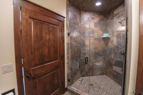 650 33rd Street NW Austin MN 55912