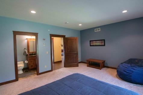 650 33rd Street NW Austin MN 55912