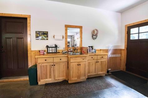 650 33rd Street NW Austin MN 55912