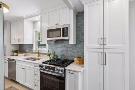 8026 Rose Street Victoria MN 55386