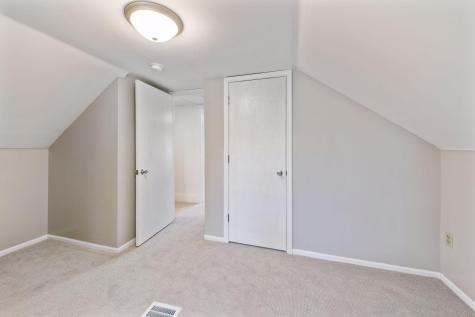 8026 Rose Street Victoria MN 55386