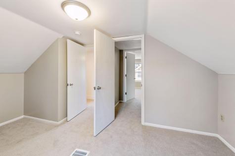 8026 Rose Street Victoria MN 55386
