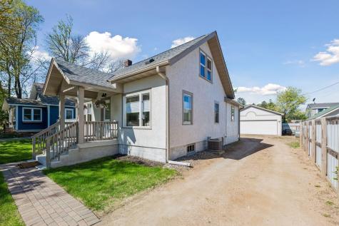 8026 Rose Street Victoria MN 55386