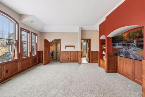 1595 River Shore Drive Hastings MN 55033