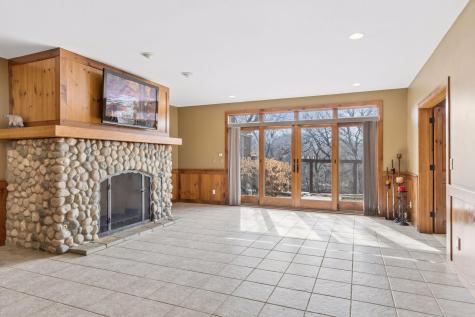 1595 River Shore Drive Hastings MN 55033