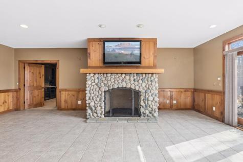 1595 River Shore Drive Hastings MN 55033