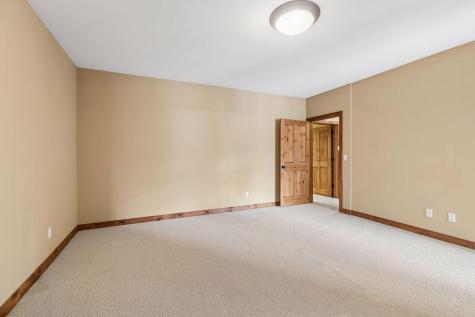 1595 River Shore Drive Hastings MN 55033