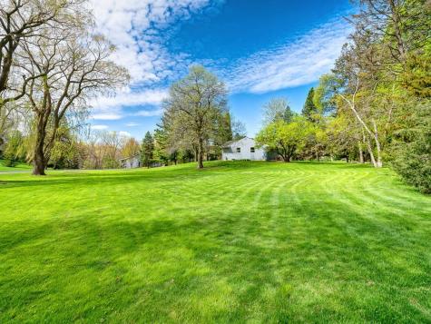 205 Oakview Road West Saint Paul MN 55118