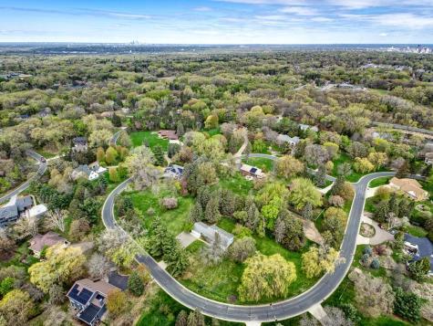 205 Oakview Road West Saint Paul MN 55118