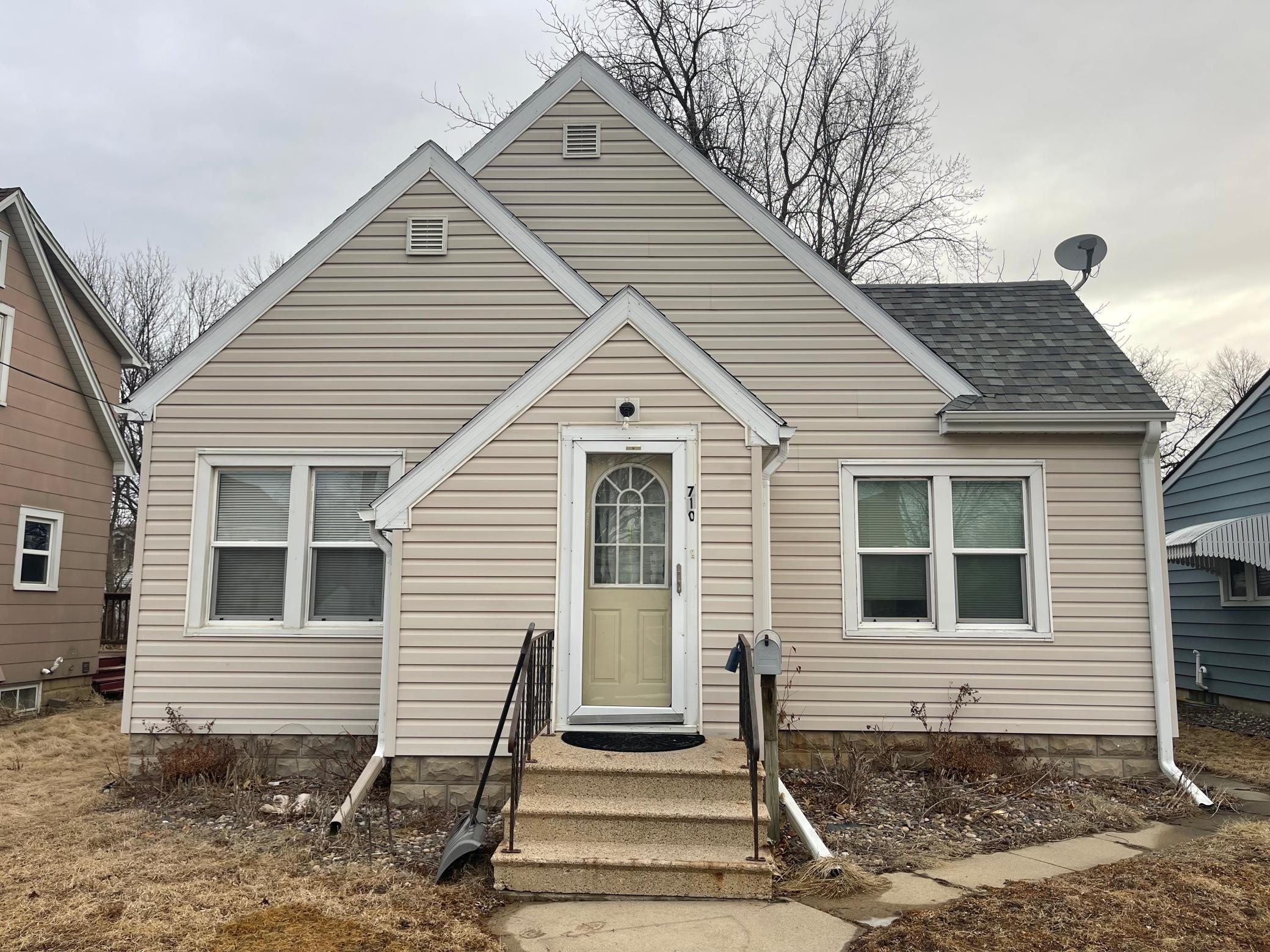 710 9th Avenue SW Austin MN 55912