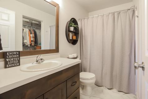 5461 Lori Lane W West Fargo ND 58078