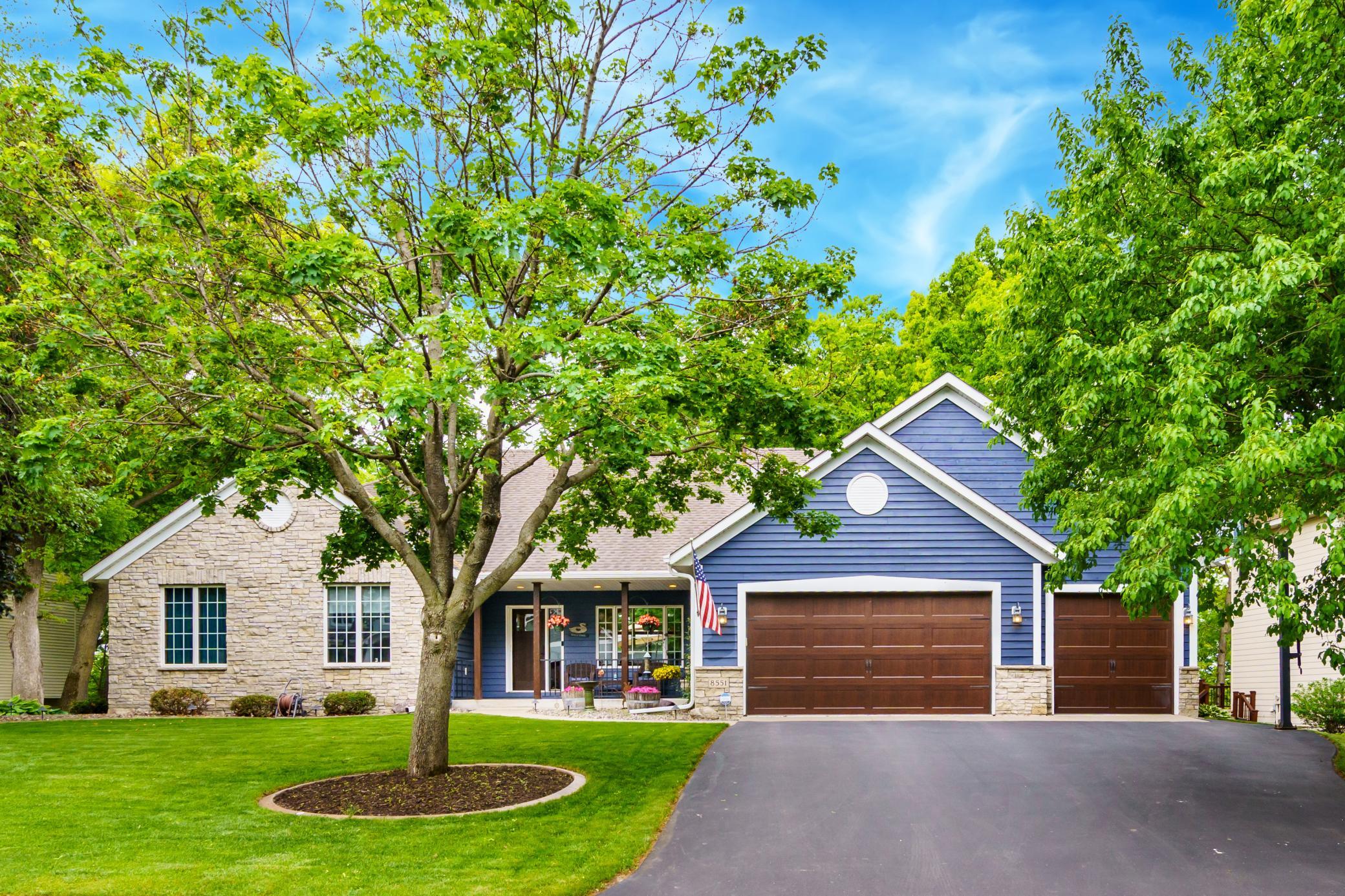 8551 Summit Oaks Bay Savage MN 55378