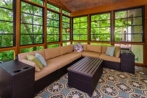 8551 Summit Oaks Bay Savage MN 55378