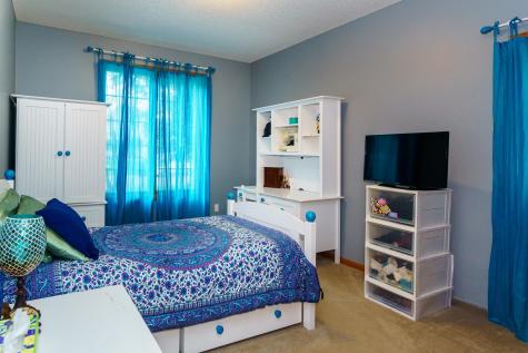 8551 Summit Oaks Bay Savage MN 55378
