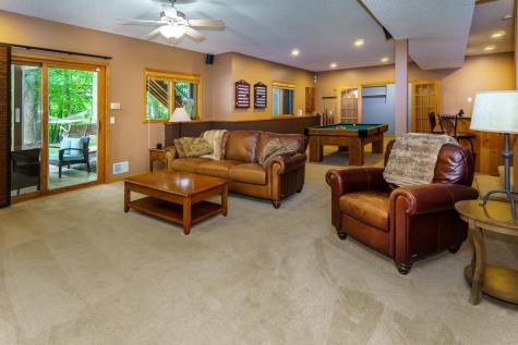 8551 Summit Oaks Bay Savage MN 55378