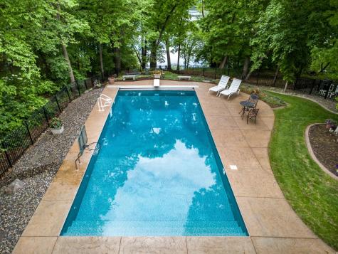 8551 Summit Oaks Bay Savage MN 55378