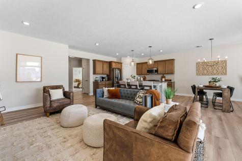 17714 Everest Avenue Lakeville MN 55044