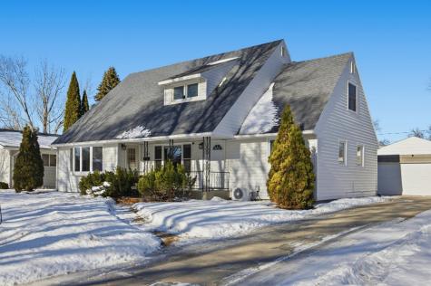 1418 21st Avenue S Moorhead MN 56560