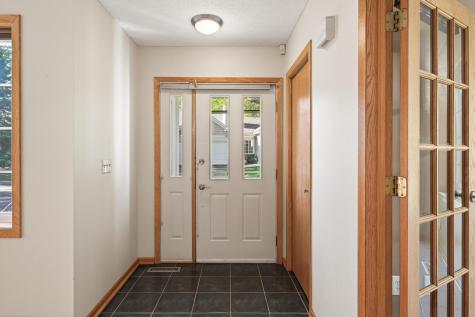 1756 Linden Cove White Bear Lake MN 55110