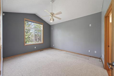 1756 Linden Cove White Bear Lake MN 55110