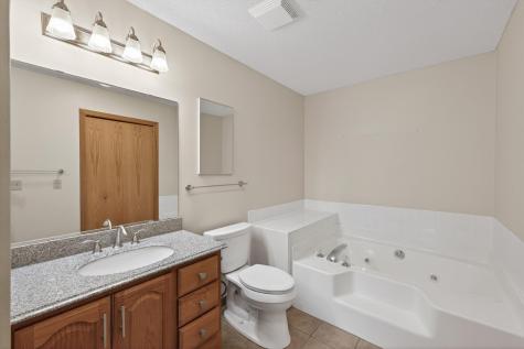 1756 Linden Cove White Bear Lake MN 55110