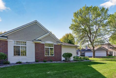1756 Linden Cove White Bear Lake MN 55110