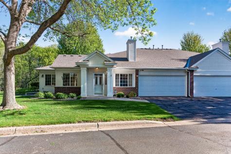 1756 Linden Cove White Bear Lake MN 55110
