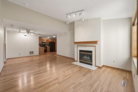 1756 Linden Cove White Bear Lake MN 55110