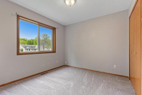1016 Meadow Street Cologne MN 55322