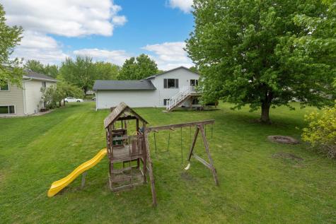 1016 Meadow Street Cologne MN 55322