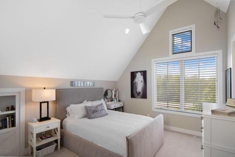 3752 Woodland Cove Parkway Minnetrista MN 55331