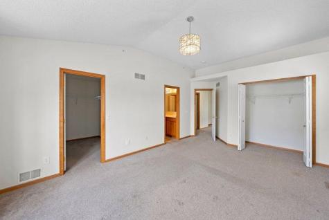 10961 Fergus Street NE Blaine MN 55449