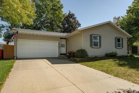 4318 4th Street NW Rochester MN 55901