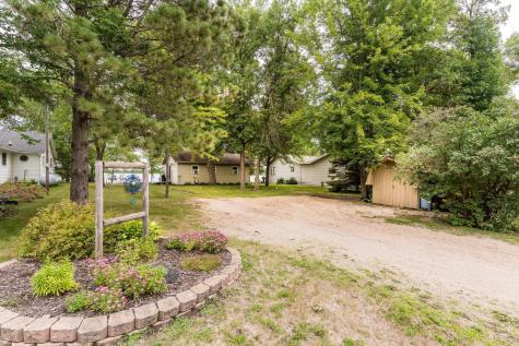 23028 Oak Leaf Lane Battle Lake MN 56515