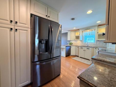 809 W Lake Avenue Worthington MN 56187
